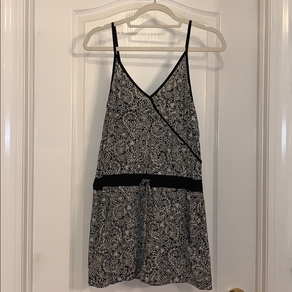 French Connection Black Floral Romper - Picture 4 of 8